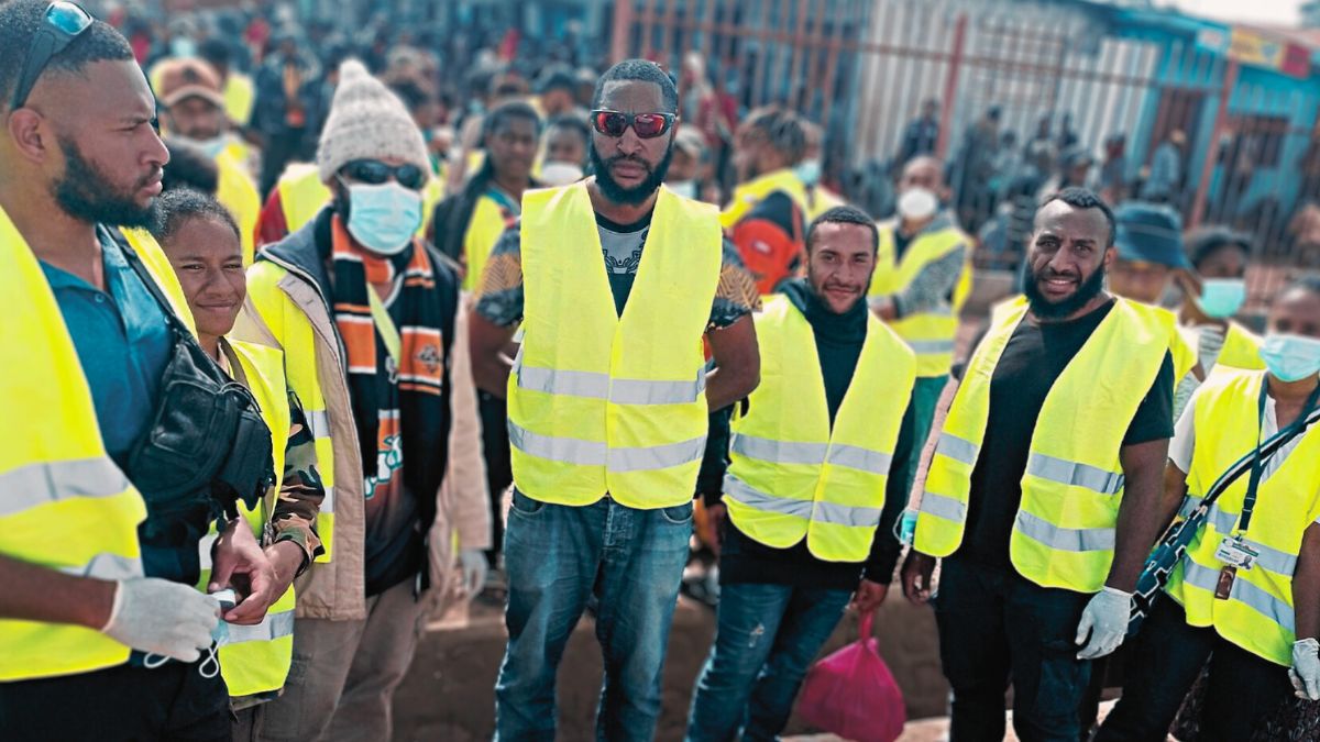 University students clean Mt Hagen city Education News PNG