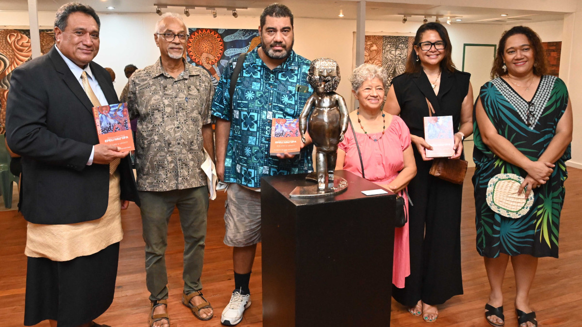 Remembering the Legacy of the late Hau’Ofa - Education News PNG