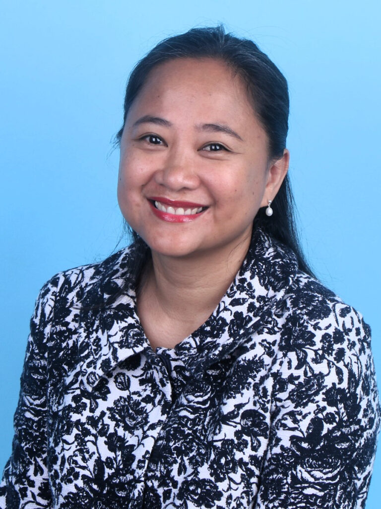 Dr. Leslie Ubaub